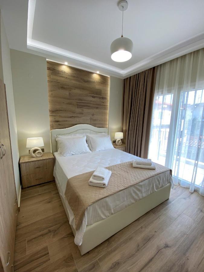 Katia Apartments Pefkochori Bagian luar foto