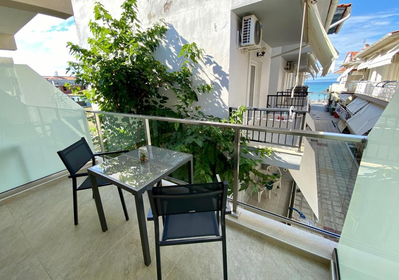 Katia Apartments Pefkochori Bagian luar foto