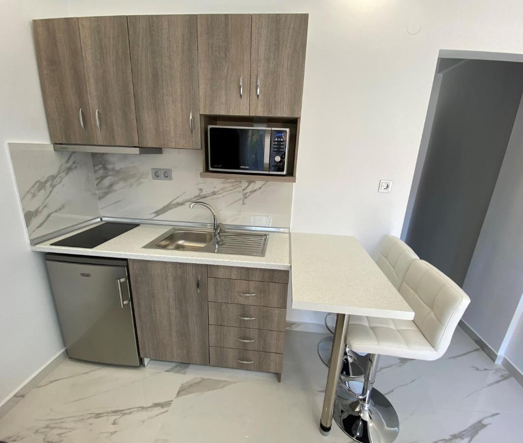 Katia Apartments Pefkochori Bagian luar foto