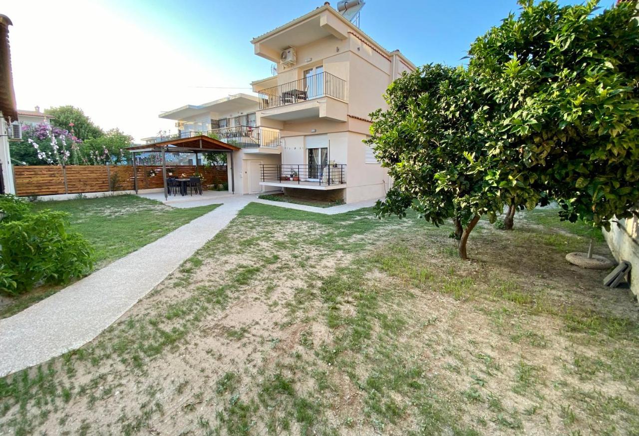 Katia Apartments Pefkochori Bagian luar foto