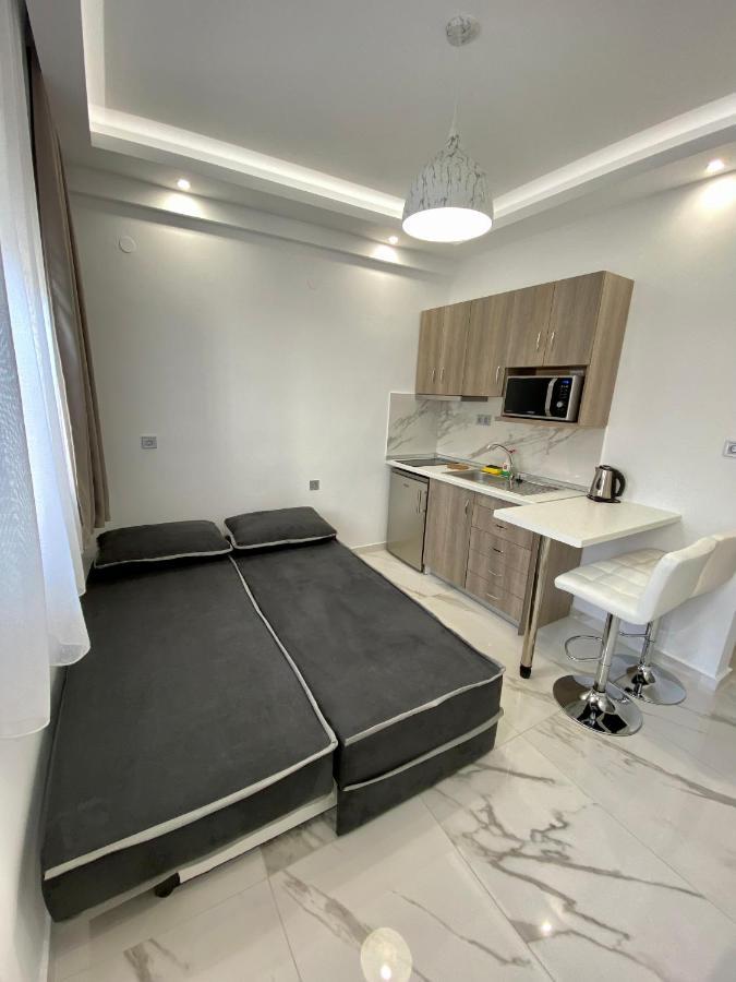 Katia Apartments Pefkochori Bagian luar foto
